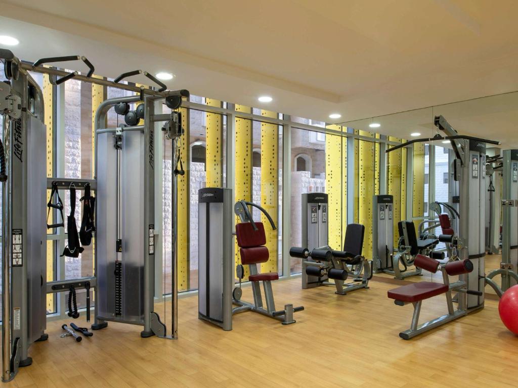 Fitness centrum a/nebo fitness zařízení v ubytování Adagio Doha