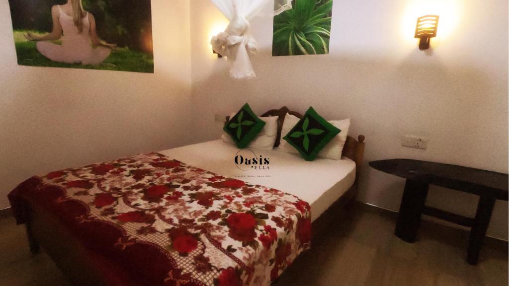 Postel nebo postele na pokoji v ubytování Oasis Ella