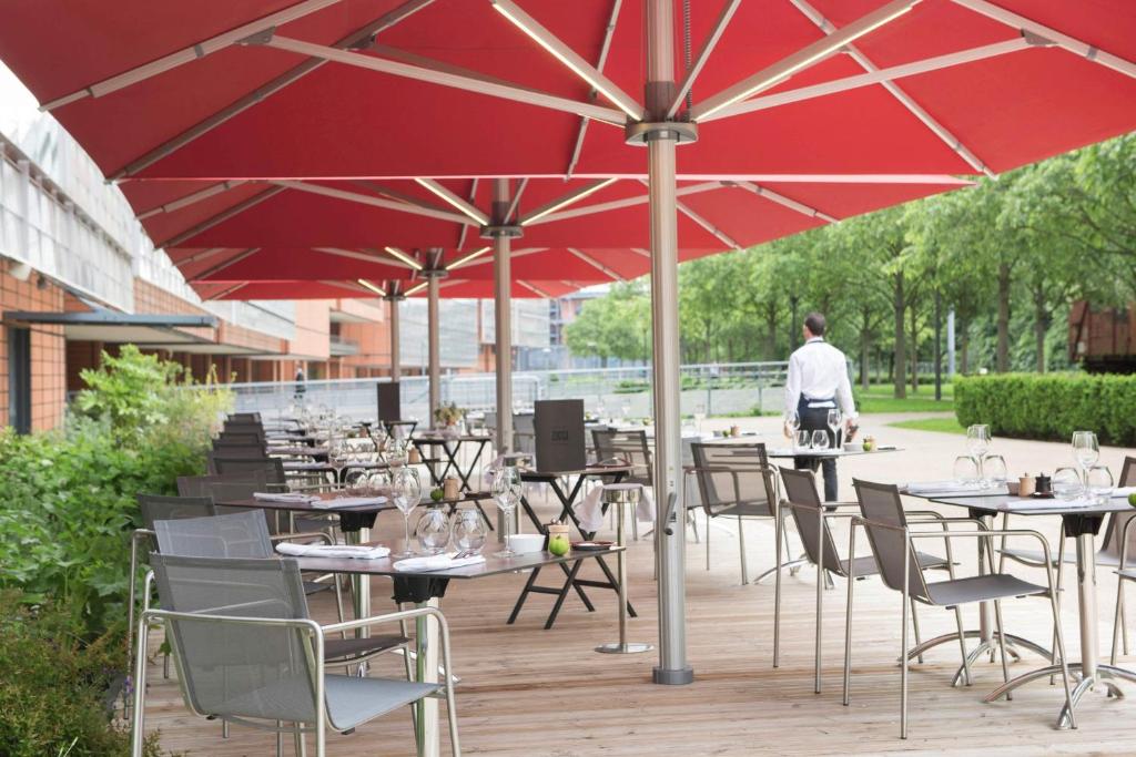 Restaurace v ubytování Lyon Marriott Hotel Cité Internationale