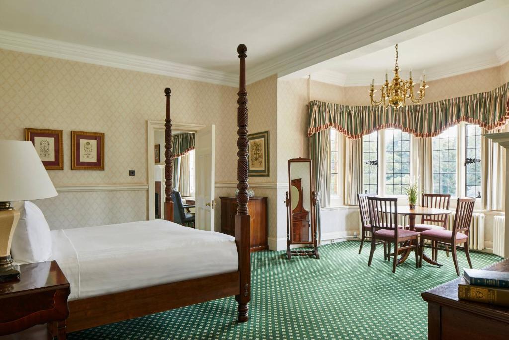 Hanbury Manor Marriott Hotel & Country Club - 