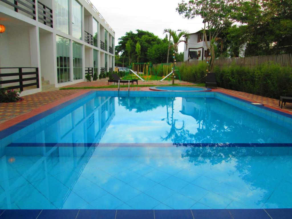 Bazén v ubytování Ocean Blue Hotel nebo v jeho okolí