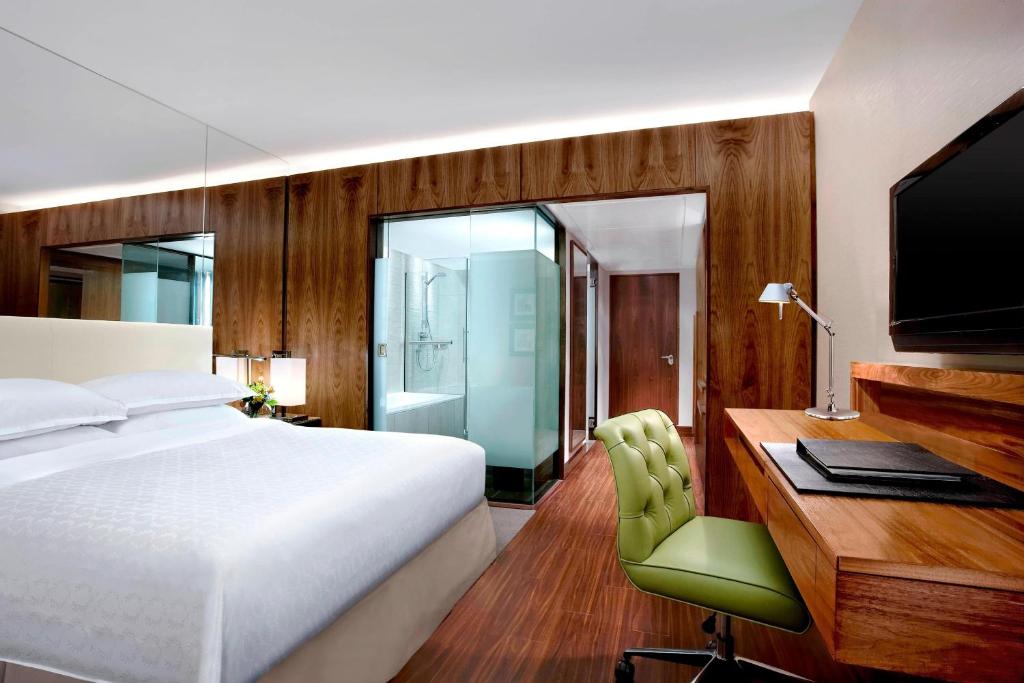TV a/nebo společenská místnost v ubytování Sheraton Grand Hotel & Spa