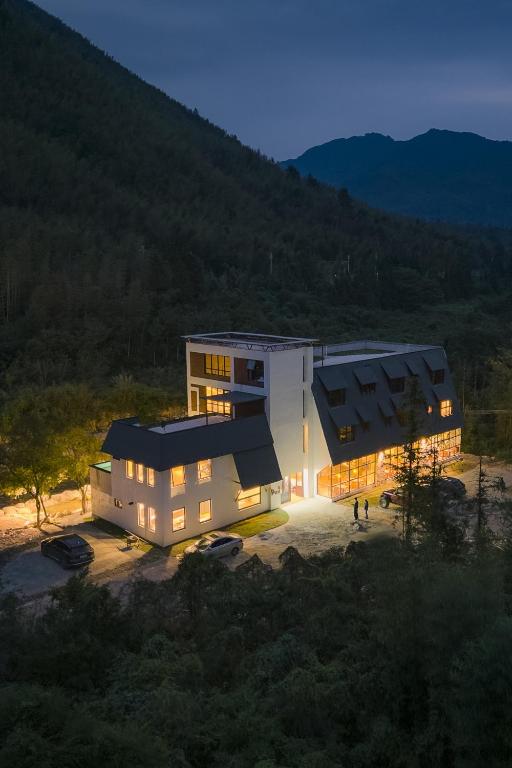 Foto sihtkohas Shengping asuva majutusasutuse 马迟迟民宿 galeriist