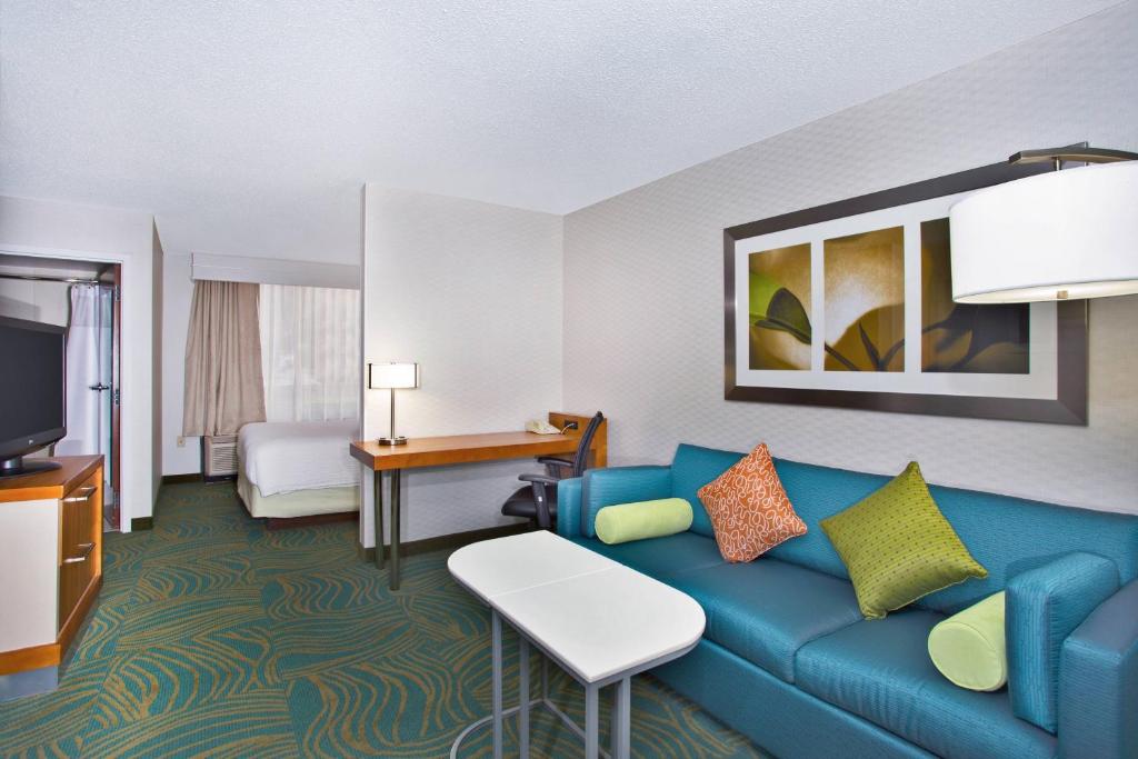 Springhill Suites by Marriott Chicago Elmhurst Oakbrook Area photo