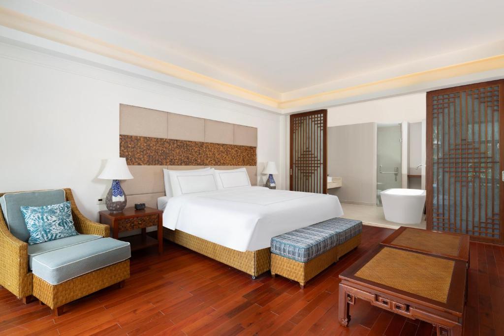 Koupelna v ubytování Swissôtel Sanya Yalong Bay