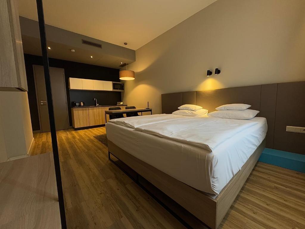 Avenue Legerova 19 - 18