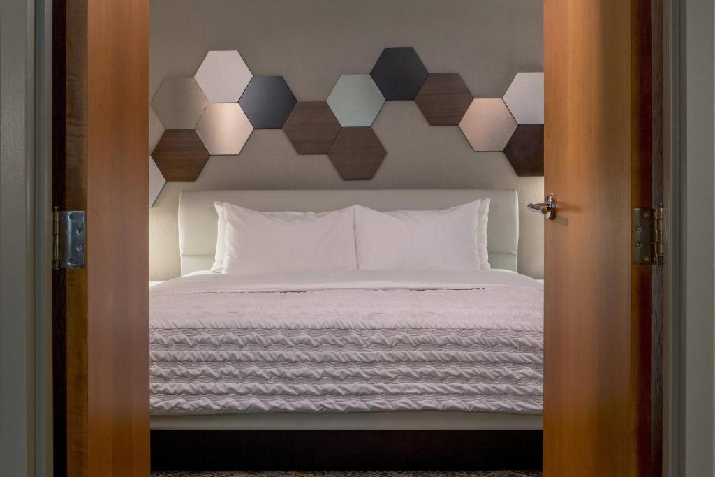 Le Meridien Boston Cambridge - 