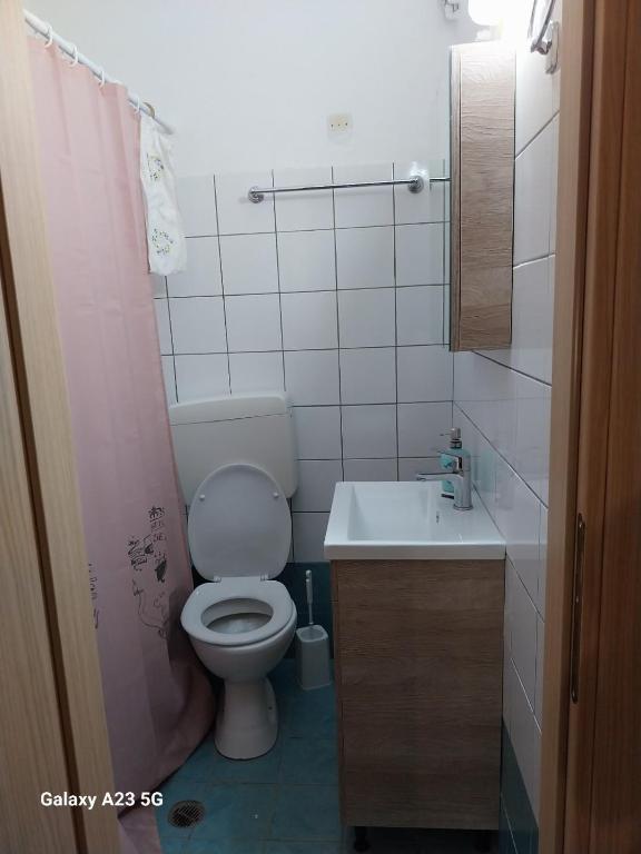 Koupelna v ubytování Poseidon Studios Chania Center