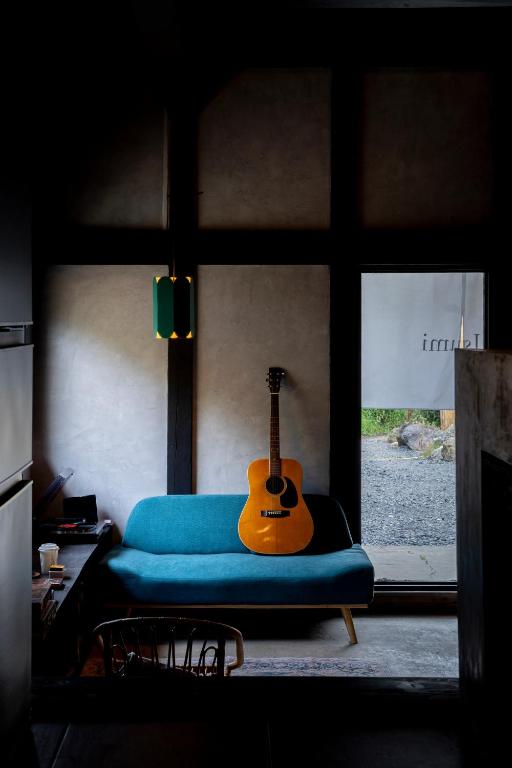 Fotografie z fotogalerie ubytování "サウナ露天風呂貸切" いすみ市一棟貸し古民家ホテル tokoro hotel Isumi v destinaci Shiigi