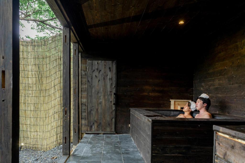 Fotografie z fotogalerie ubytování "サウナ露天風呂貸切" いすみ市一棟貸し古民家ホテル tokoro hotel Isumi v destinaci Shiigi