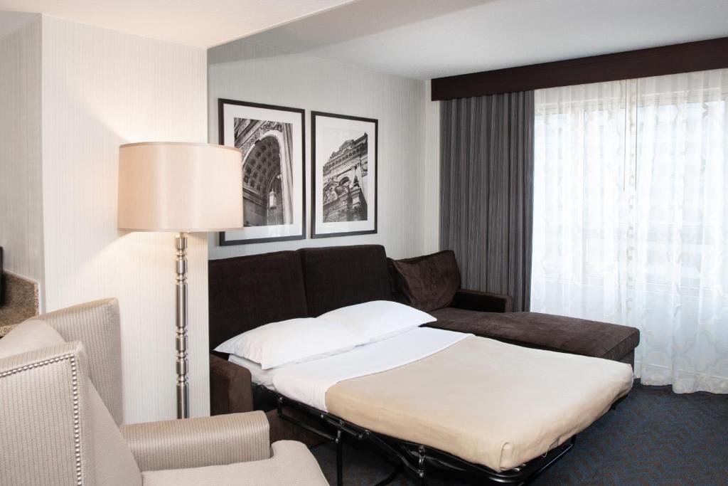Sheraton Indianapolis City Centre Hotel photo