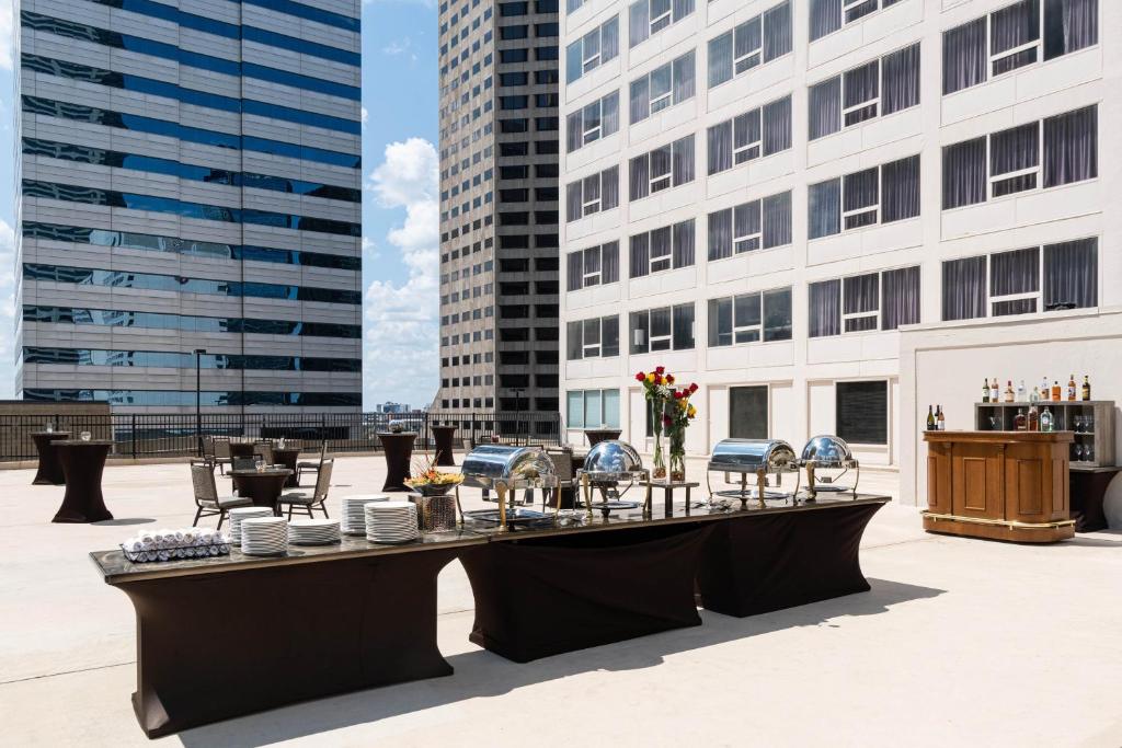 Sheraton Indianapolis City Centre Hotel photo