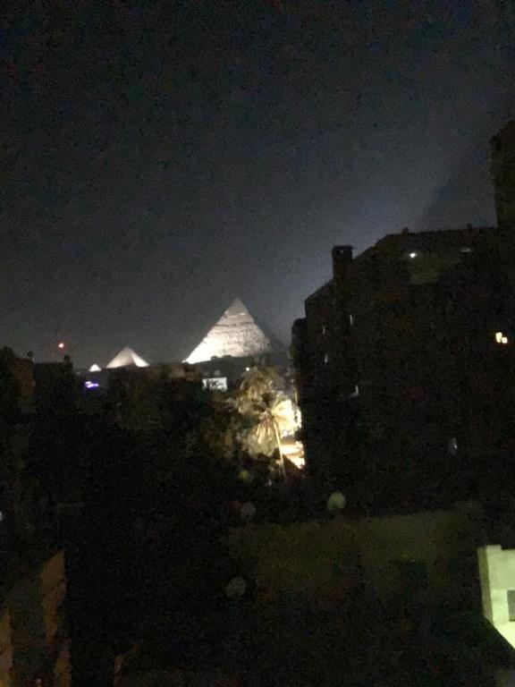 Fotografie z fotogalerie ubytování Luca pyramids view v Káhiře