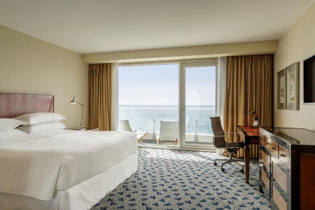 Uma cama ou camas num quarto em Sheraton Miramar Hotel & Convention Center