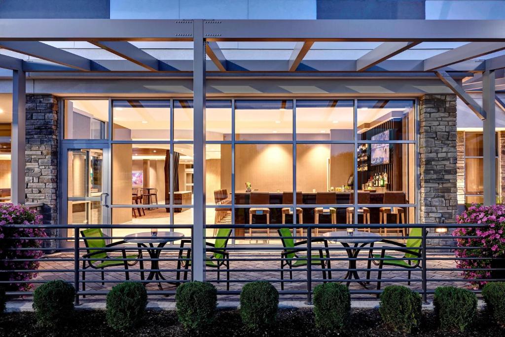 SpringHill Suites by Marriott Cleveland Independence photo