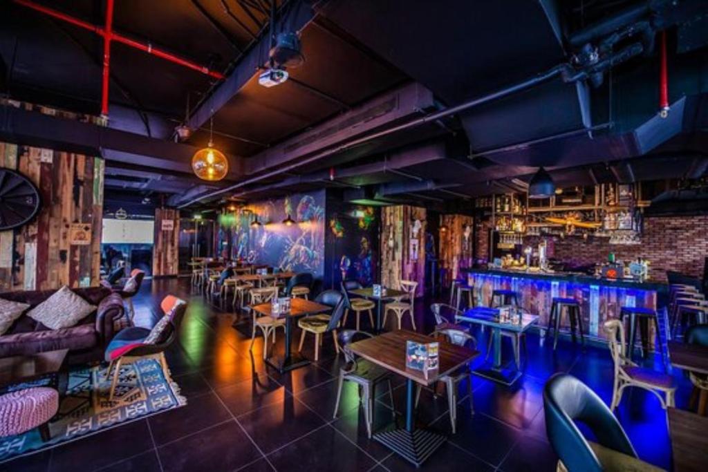 Canal Central Hotel Business Bay - Resim 26