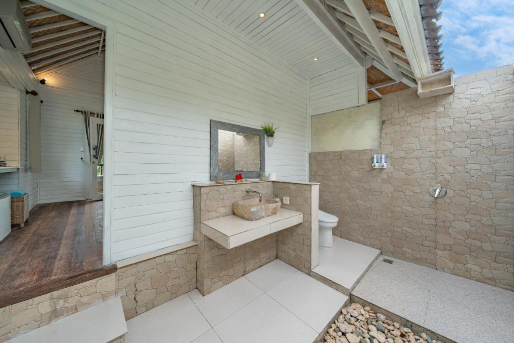 The Cubang Hut's Lembongan - 17