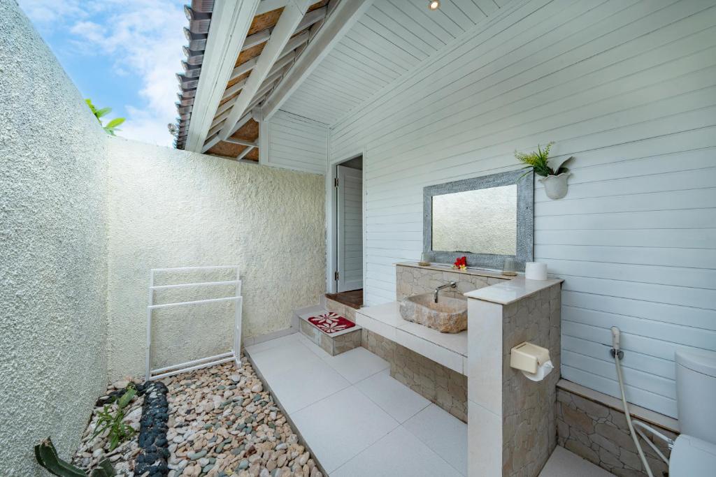 The Cubang Hut's Lembongan - 18