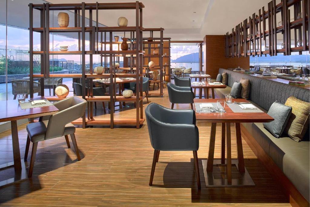 Posezení v ubytování Kota Kinabalu Marriott Hotel