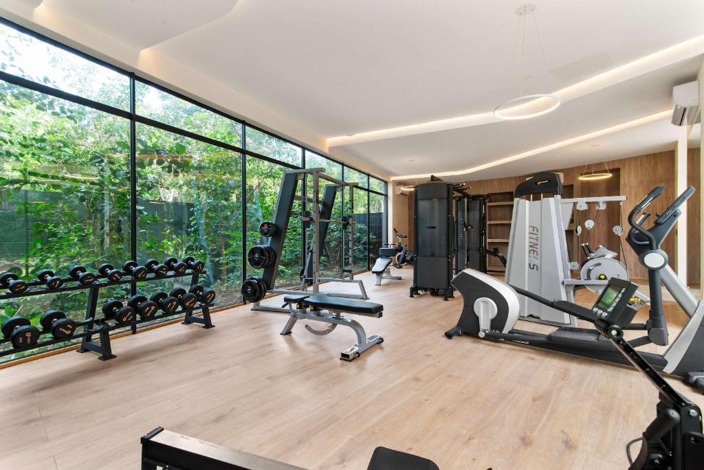 Fitness centrum a/nebo fitness zařízení v ubytování One block from beach in Hotel Zone Free Beach Club