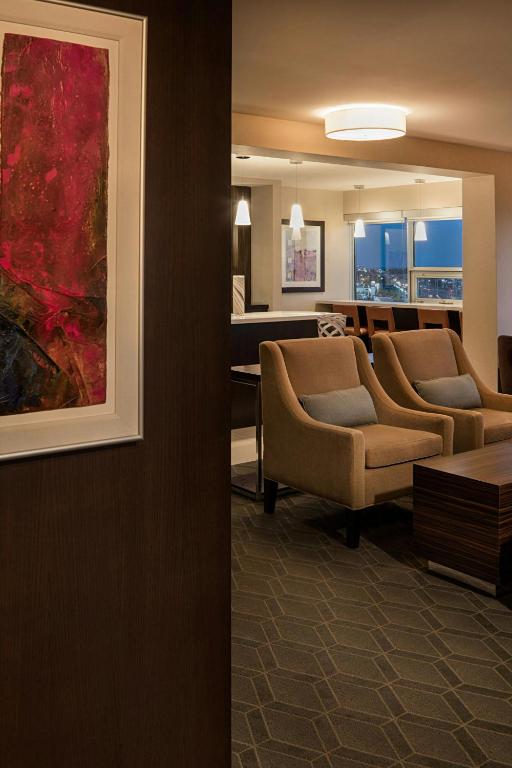 Sheraton Cavalier Calgary Hotel - Resim 34