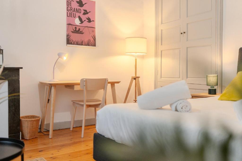 Posedenie v ubytovaní Esprit Feydeau- Appartement de charme en hypercentre de Nantes