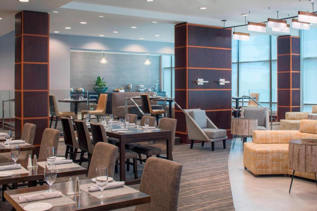 Posezení v ubytování The Westin Mount Laurel