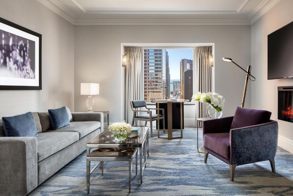 Posezení v ubytování The St. Regis Toronto