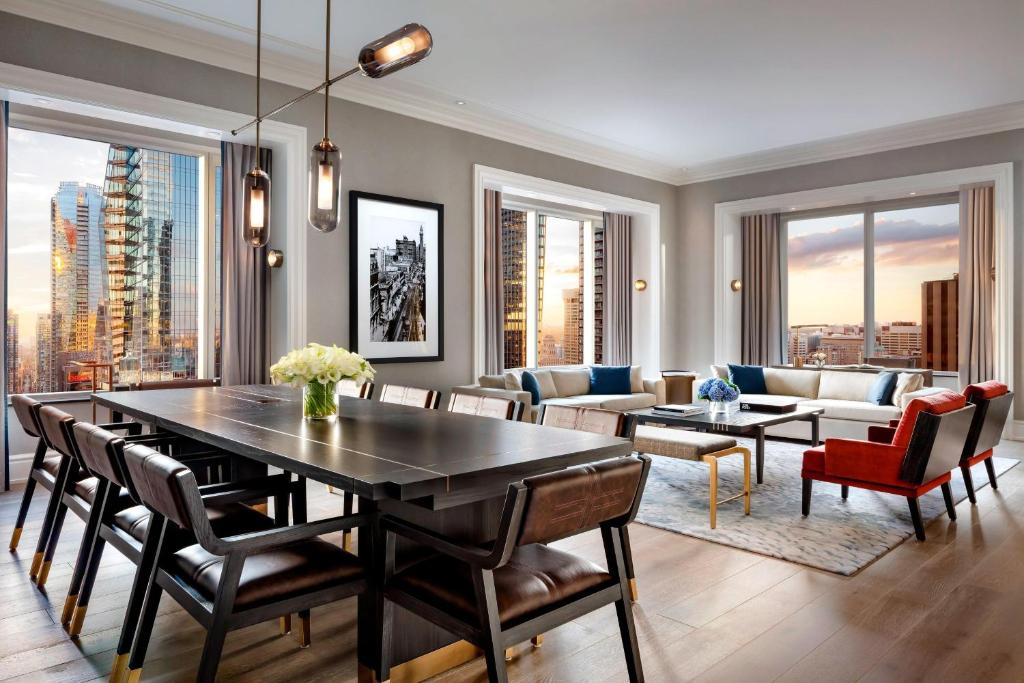 The St. Regis Toronto - Resim 25