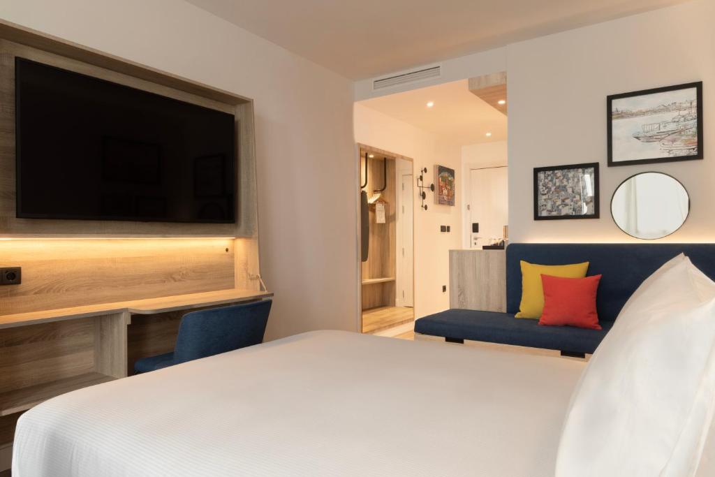 Hampton By Hilton Malaga Martiricos - Resim 44