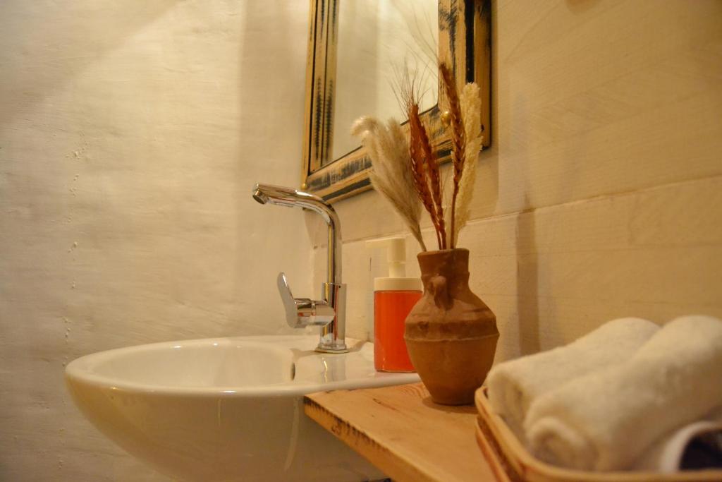 Nebro Nubian Guest House - Adults Only - 1