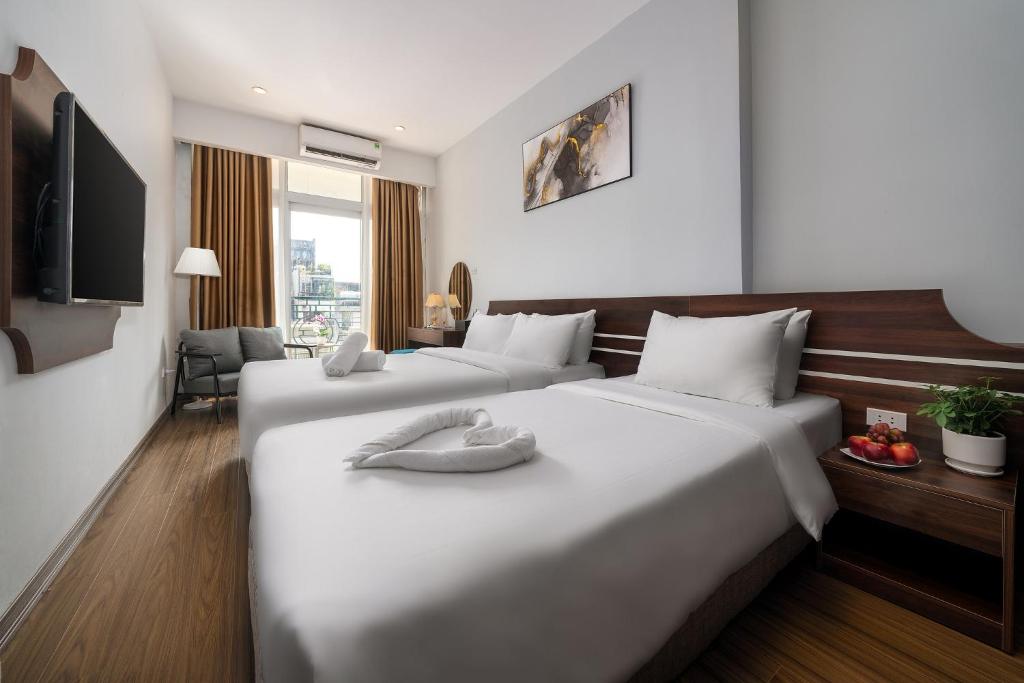 Astoria Hotel - St Joseph Cathedral Hanoi - 7