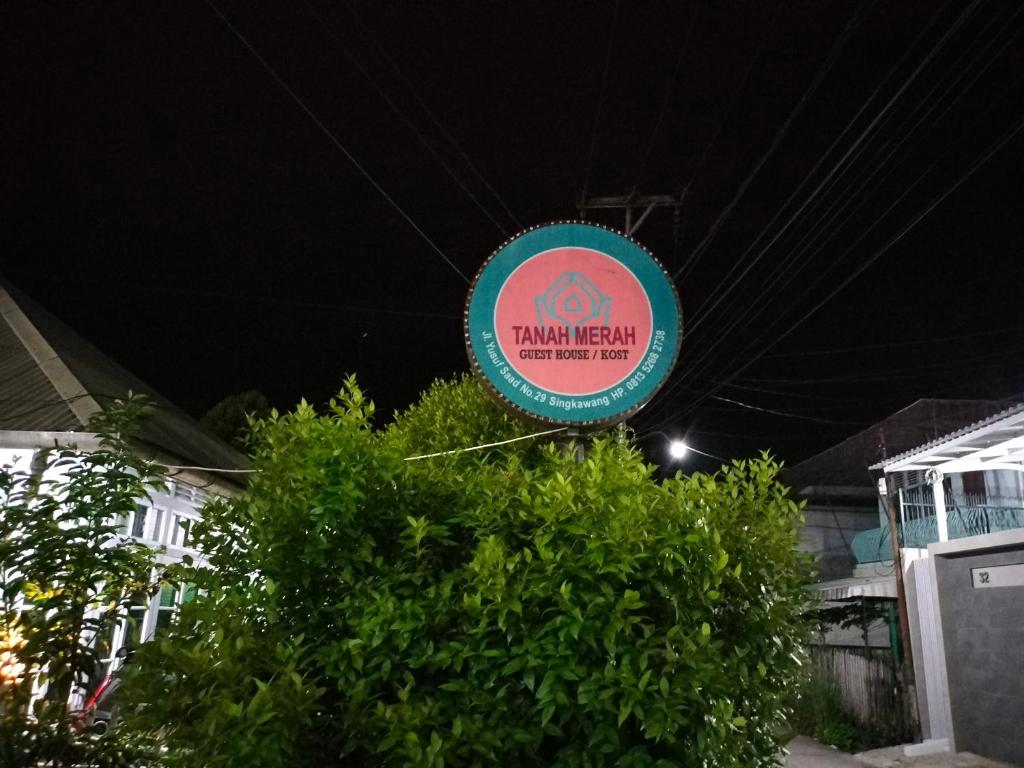 Certifikát, hodnocení, plakát nebo jiný dokument vystavený v ubytování Tanah merah guest house