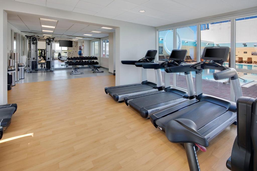 Fitness centrum a/nebo fitness zařízení v ubytování Sheraton Suites Fort Lauderdale West