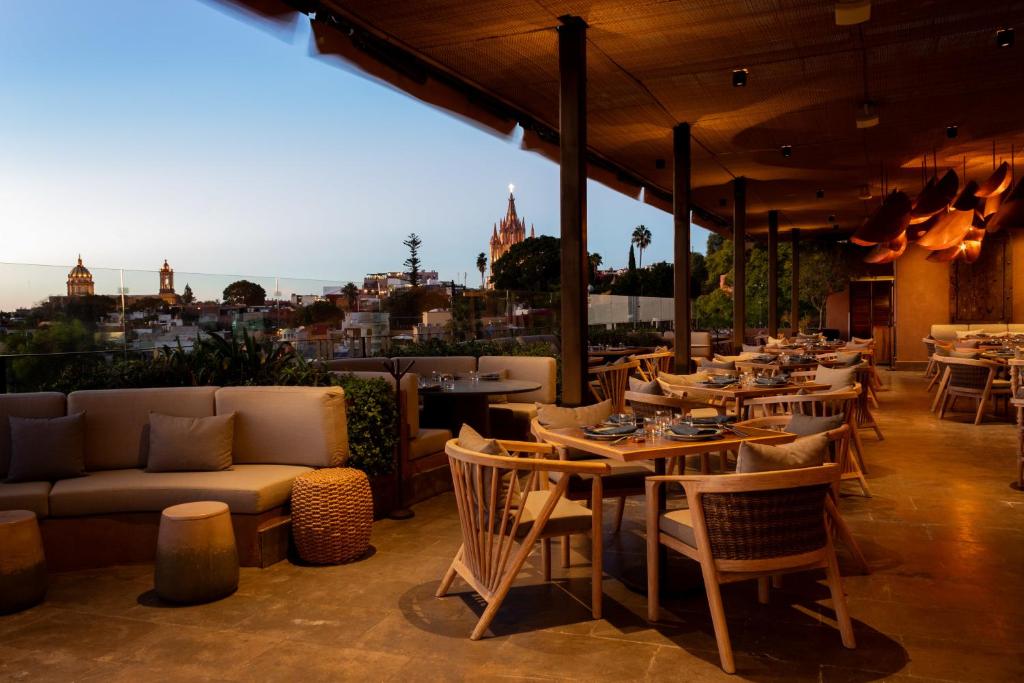 Posezení v ubytování NUMU Boutique Hotel, The Unbound Collection by Hyatt