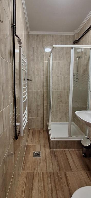 Koupelna v ubytování Atryum Hotel