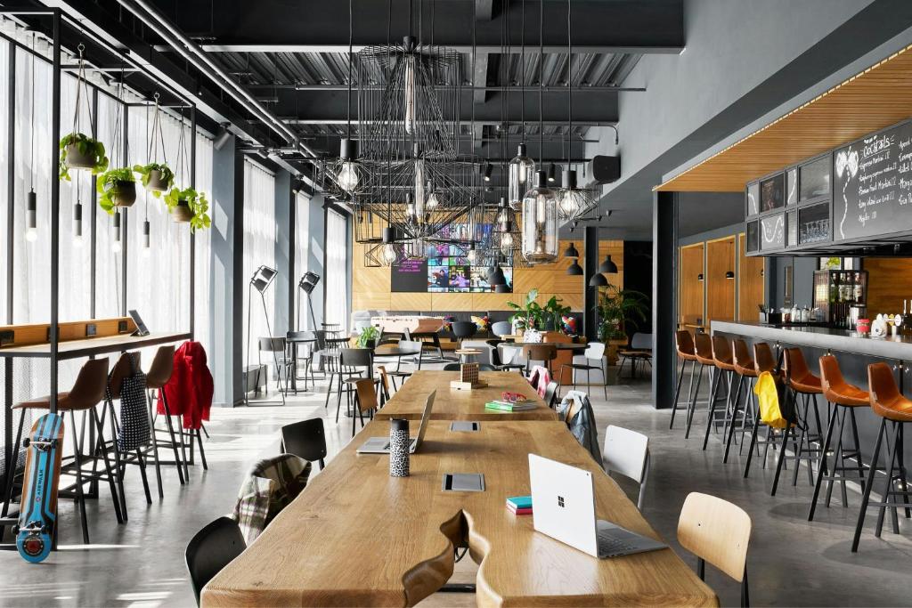 Restaurace v ubytování Moxy Bristol