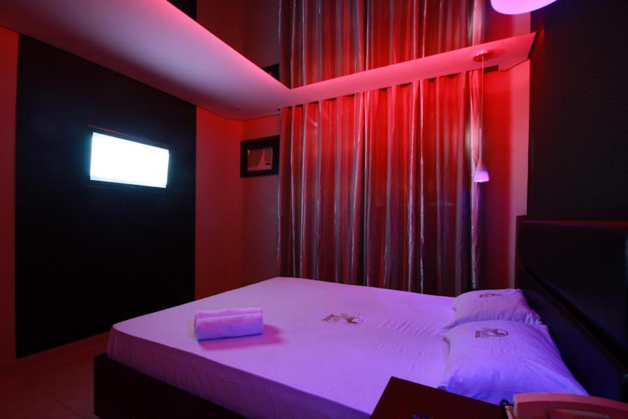  Hippus Motel (Adult Only)