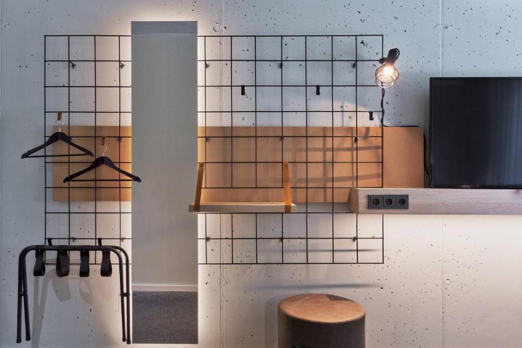 Moxy Frankfurt City Center - Resim 18