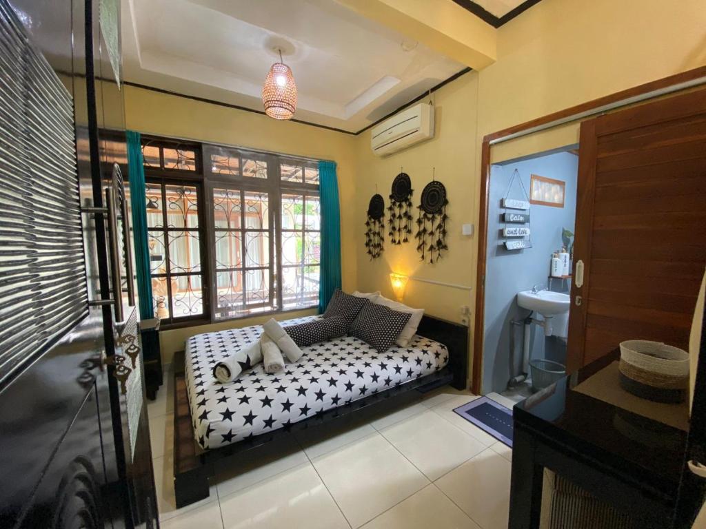 Coliving Bali SWEET HOME Kost Lengkap di Tabanan Kota - 8