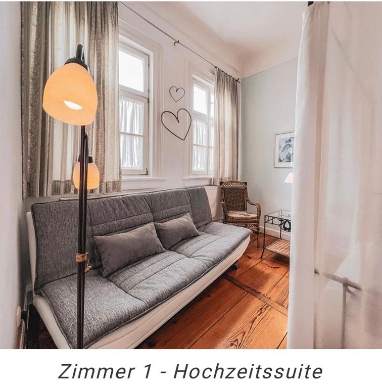 Posezení v ubytování Hotel Weinstube am Markt
