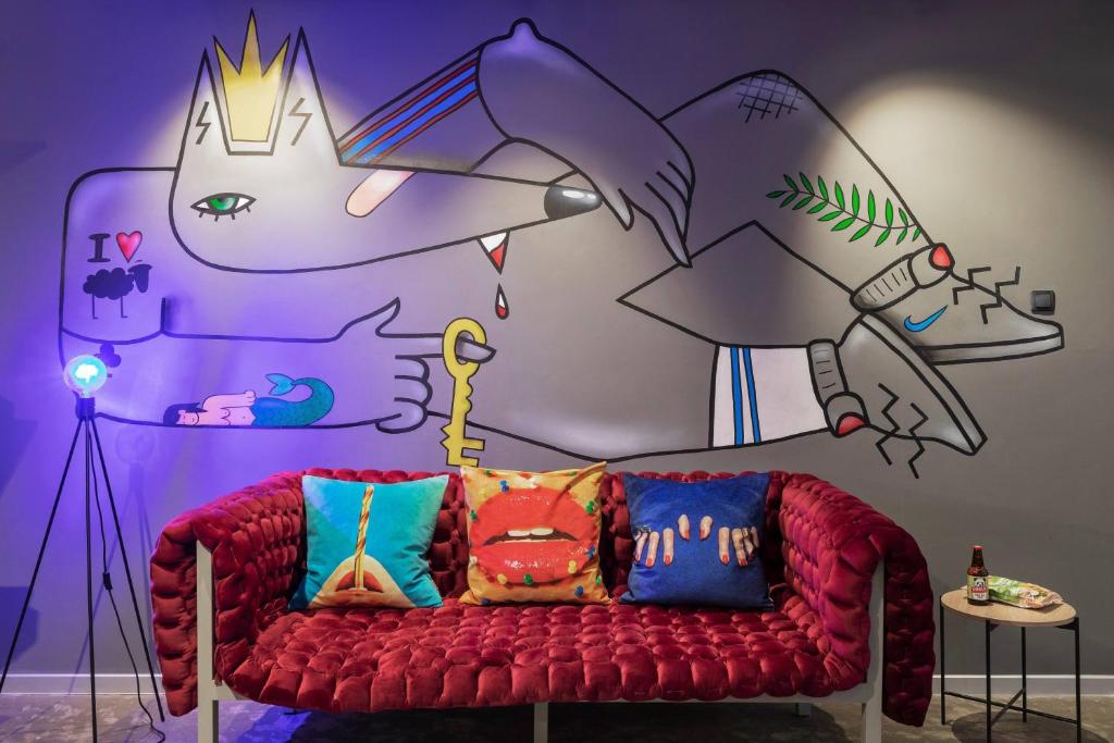 Moxy Bucharest Old Town - Resim 31