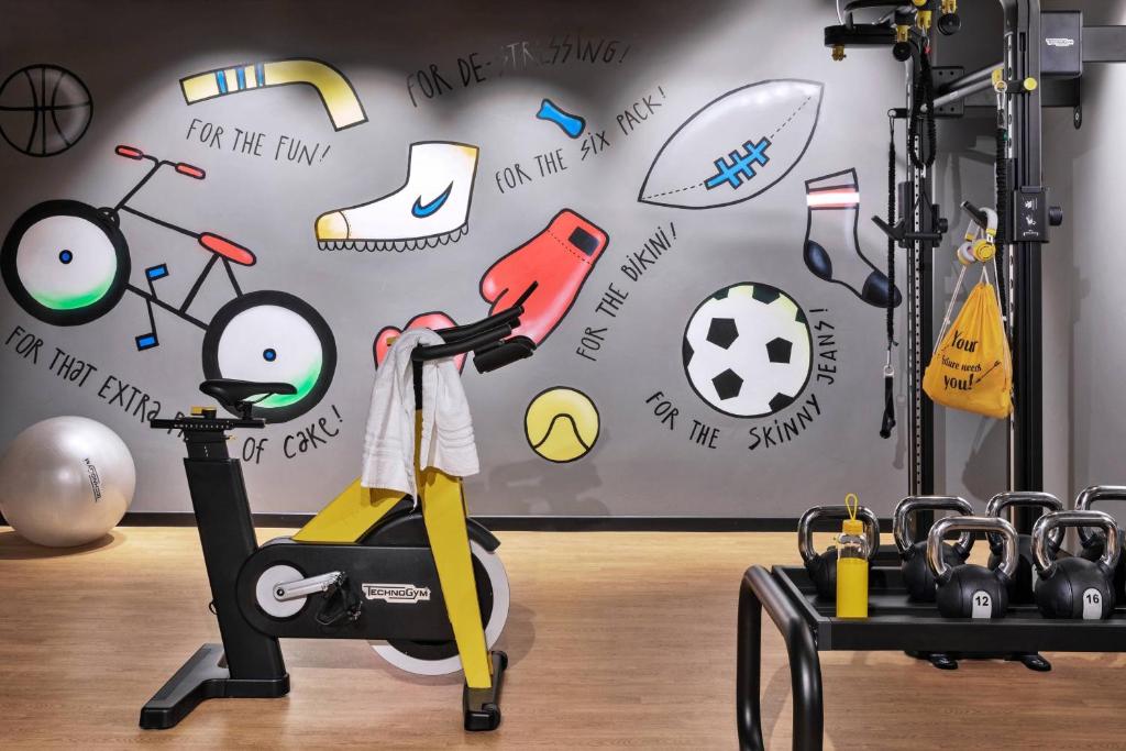 Moxy Bucharest Old Town - Resim 43