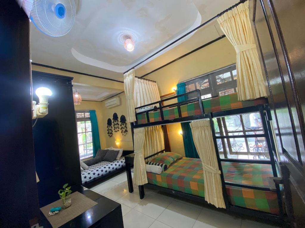 Coliving Bali SWEET HOME Kost Lengkap di Tabanan Kota - 11