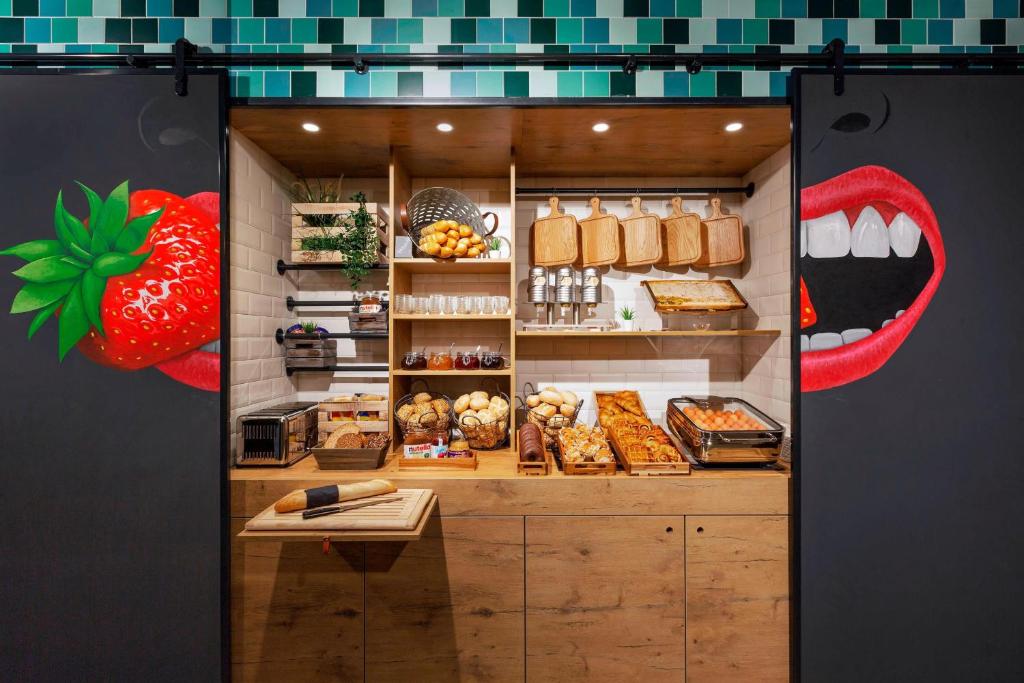 Moxy Duesseldorf South - Resim 22