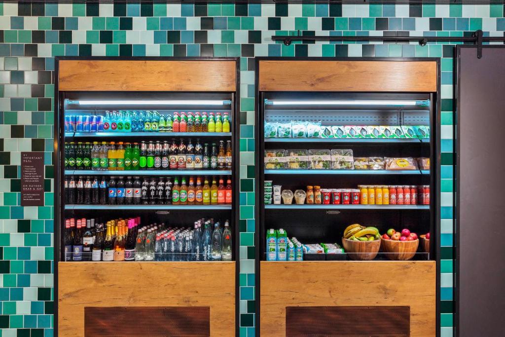 Moxy Duesseldorf South - Resim 23