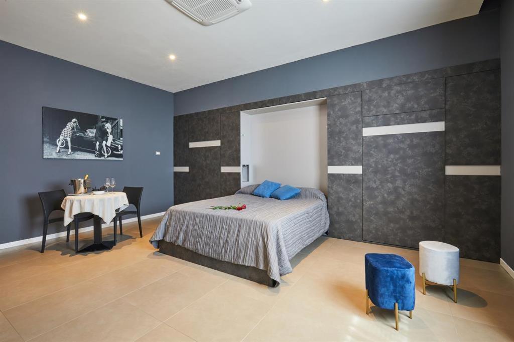 Castelmartini Wellness & Business Hotel - Estudio Con Cama Grande
