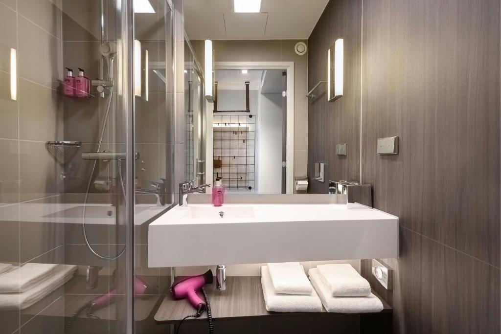 Moxy Stuttgart Feuerbach - Resim 9