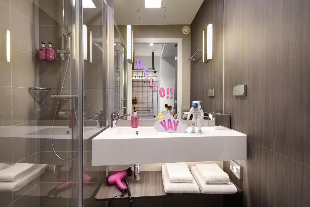 Moxy Stuttgart Feuerbach - Resim 15