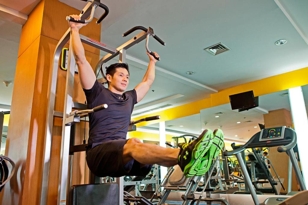 Fitness centrum a/nebo fitness zařízení v ubytování Redtop Hotel & Convention Center